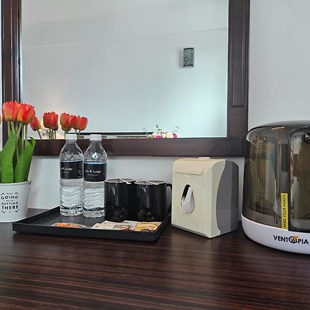 Go Lodge Hotel 콴탄 외부 사진