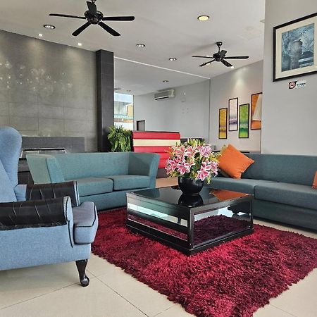 Go Lodge Hotel 콴탄 외부 사진