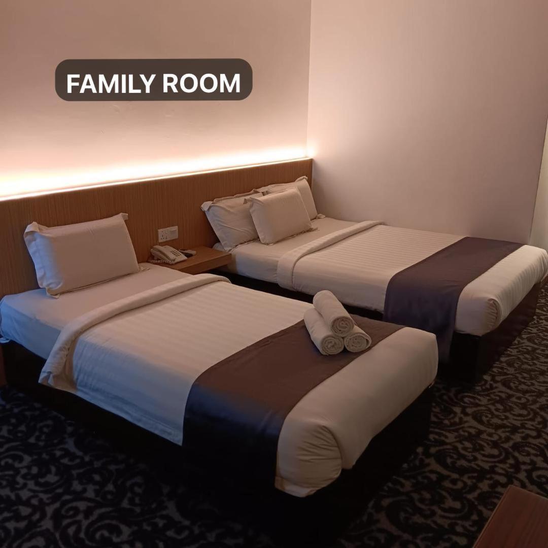 Go Lodge Hotel 콴탄 외부 사진